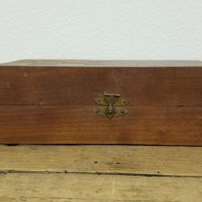 Lot 135 - Vintage Wooden