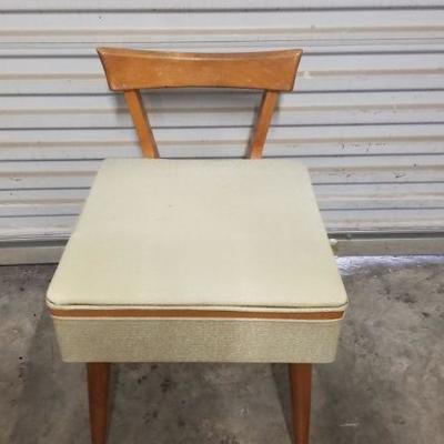Lot 13 - Vintage Sewing Chair