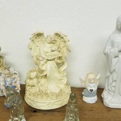 Lot 100 -Angel Figurine Lot