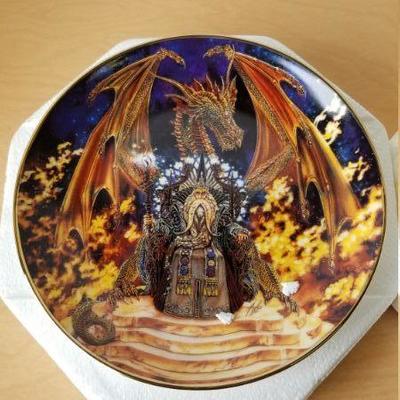Lot 40 - Franklin Mint Dragon Master Plate