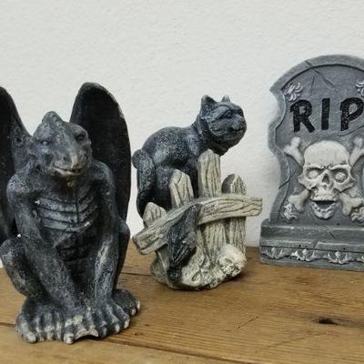 Lot 118 -  Halloween Lot