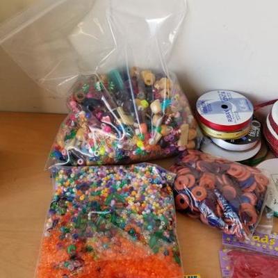 Lot 95 - Misc Art/Craft lot