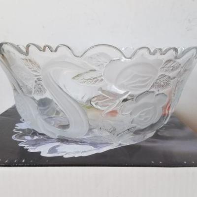 Lot 92 - Rose Garden bowl