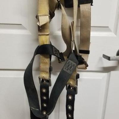 Lot 33 - Climbing Harness