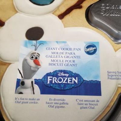 Lot 38 - Frozen Olaf