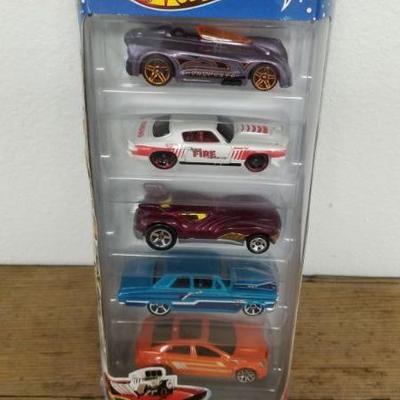 Lot 57 - Hot Wheels Holiday Hot Rods