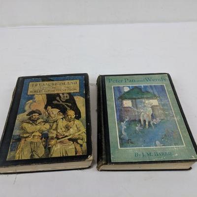 2 Vintage Books, Treasure Island & Peter Pan & Wendy