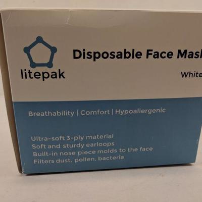 Disposable Face Masks, White, 125 Masks - New