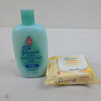 Johnson's Baby Soothing Vapor Bath & Hand & Face Wipes - New