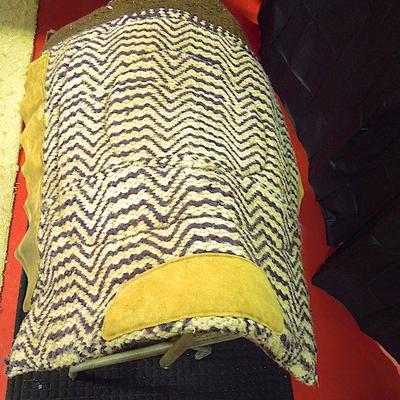 Lot 16: Woven Wool Chevron Saddle Pad