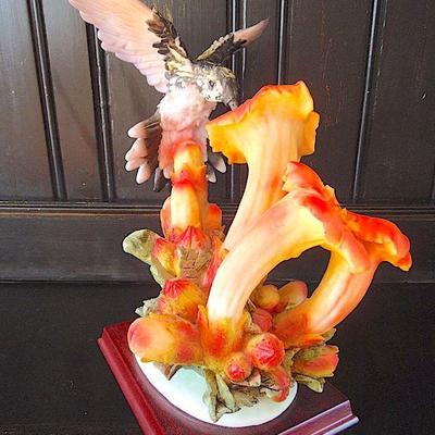 Lot 32: MONTEFIORI Collection 12.5in Hummingbird on Trumpet Vine Statue