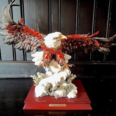 Lot 34: MONTEFIORI Collection Italy 21in Wingspan Bald Eagle 
