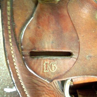  Lot 11: Gaited Tan and Brown 16" Pleasure Trail Saddle 