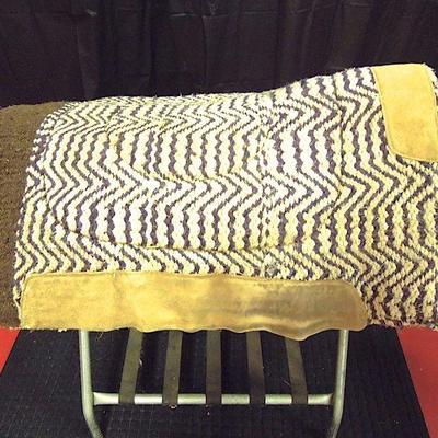 Lot 16: Woven Wool Chevron Saddle Pad