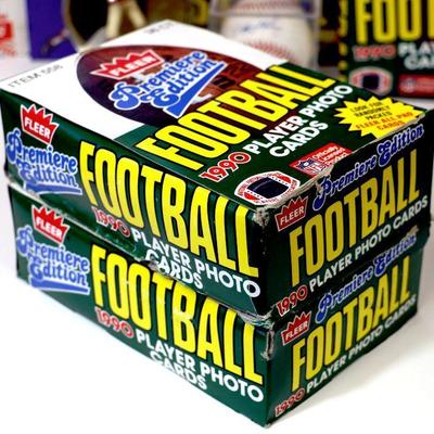 1990 FLEER Football NFL Player Photo Cards 2 Wax Packs Boxes Complete - D-005