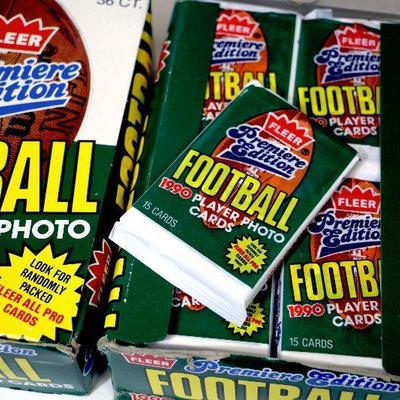 1990 FLEER Football NFL Player Photo Cards 2 Wax Packs Boxes Complete - D-005