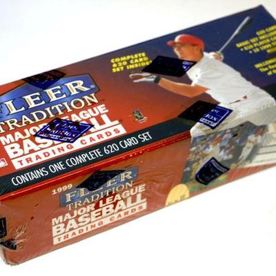 1999 FLEER Baseball Cards MLB Factory Complete Set Sealed Box 620 Cards - D-028