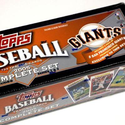 2005 Topps Baseball Cards MLB Factory Complete Set Sealed Box 733 Cards - D-019