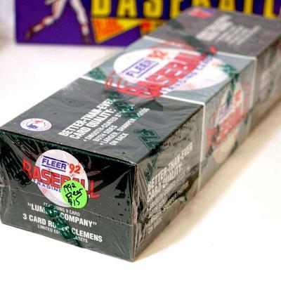 1992 FLEER Baseball Cards Factory Complete Set Sealed Box 732 Cards - D-027