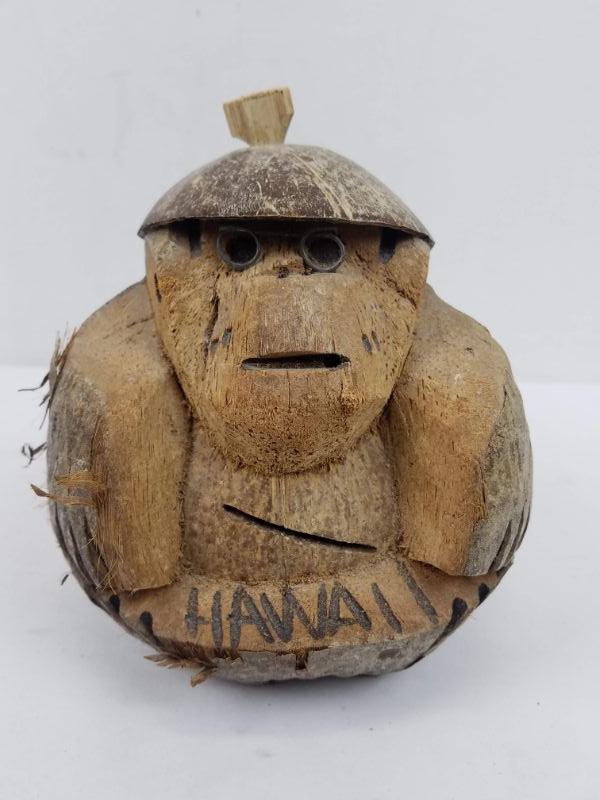 Monkey Coconut Carving "Hawaii"