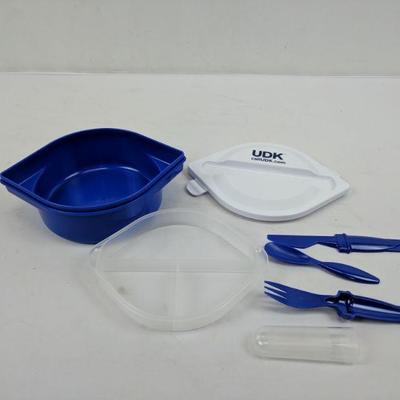 UDK Portable Dish with Plasticware