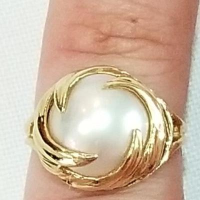 10k Tahitian pearl ring. Deco style