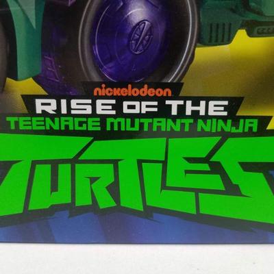 TMNT Turtle Tank 2-in-1 Mobile Ops Villain Bustin' Turtle Tank Playset - New