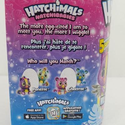 Hatchimals Hatchibabies with 5 Surprise Accessories. Sealed - New