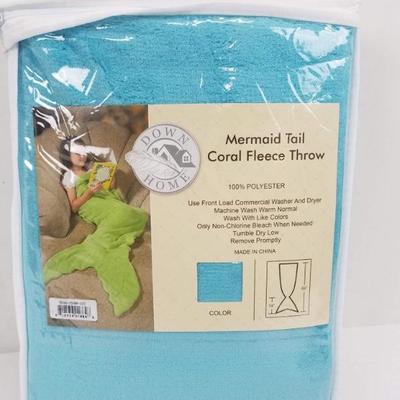 Mermaid Tail Fleece Throw. Turquoise/Aqua - New