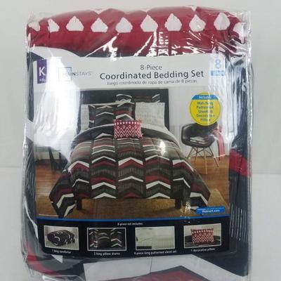 King Size Bedding Set, 8 pieces Black/White/Red/Gray - New