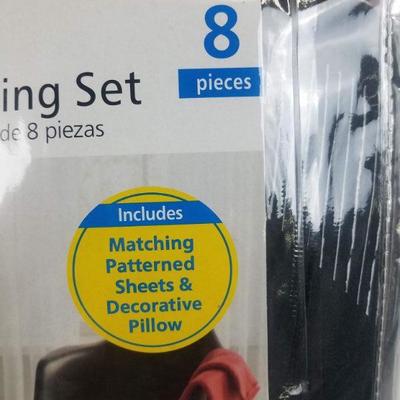 King Size Bedding Set, 8 pieces Black/White/Red/Gray - New