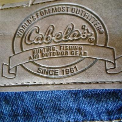 Cabelas blue jeans 42x32 