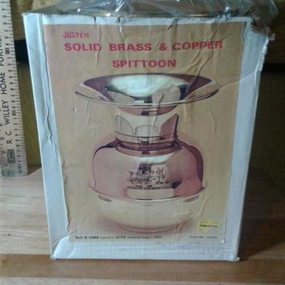 Spittoon