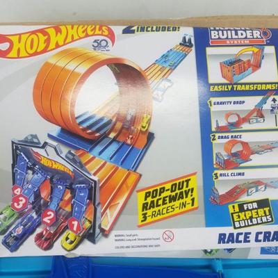Hot Wheels Track Builder System with 2 Cars. Complete