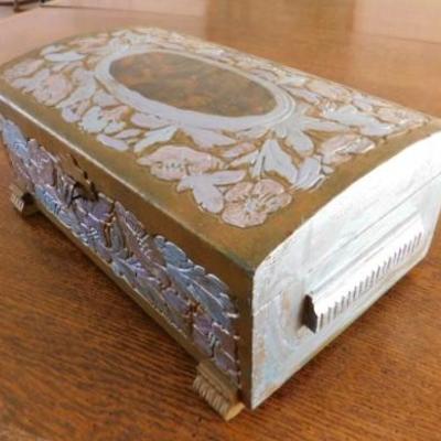 Carved Wood Trinket Box Hand Painted 11