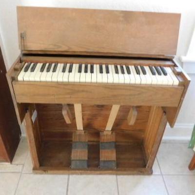 Child's Estey Pump Organ Oak Cabinet  