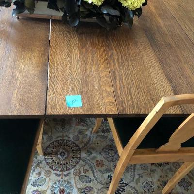 VintageDining room oak table