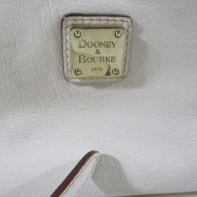 Dooney & Bourke CrossBody Purse off White  med