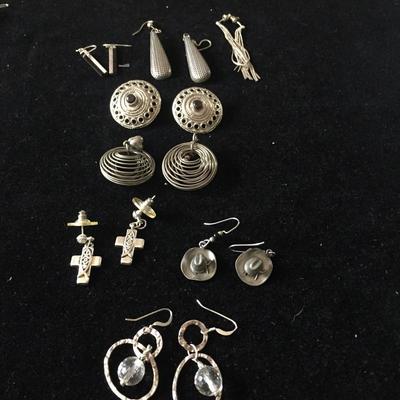 Lot 88 - Earrings and Necklaces 