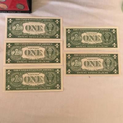 Lot 10 - Five Silver Certificates, 1974 Proof Set and 1928 Two Dollar Bill
