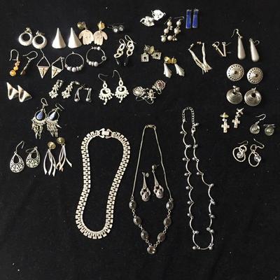 Lot 88 - Earrings and Necklaces 
