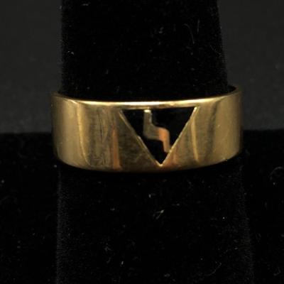 Lot 91 -14K Gold Ring