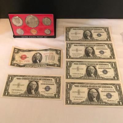 Lot 10 - Five Silver Certificates, 1974 Proof Set and 1928 Two Dollar Bill
