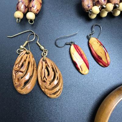Lot 53 - Wooden Jewelry Collection