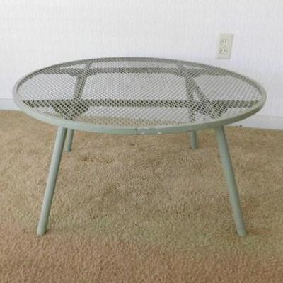 Patio or Outdoor Round Metal Table 30