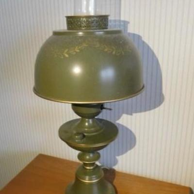 Vintage Green Electric/Oil Metal Tole Lamp with Hurricane Chimney 17