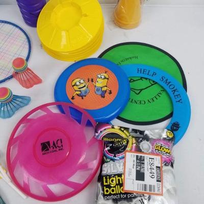 Misc Outdoor Toys. Bubbles, Badminton, Frisbees, etc with Blue Basket