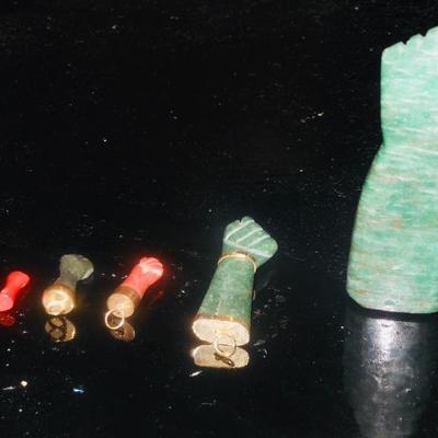 Jade gold pendants 