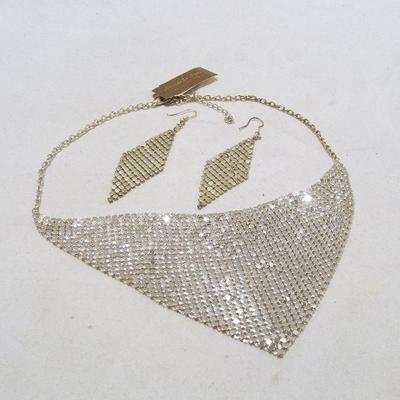 Anna & Ava Silver Mesh/Chain Mail Style Necklace & Matching Dangle Earrings