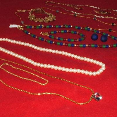 Lot of Estate  Jewelry
